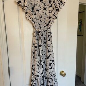 Black & White floral dress